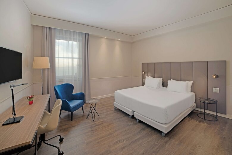 Hotel NH Napoli Panorama