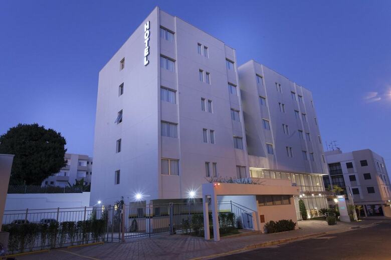 Hotel Sao Carlos Othon Suites