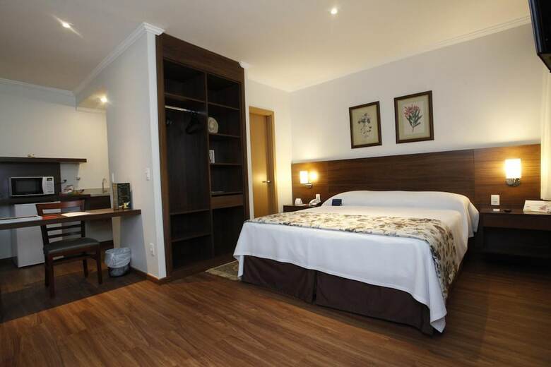 Hotel Sao Carlos Othon Suites