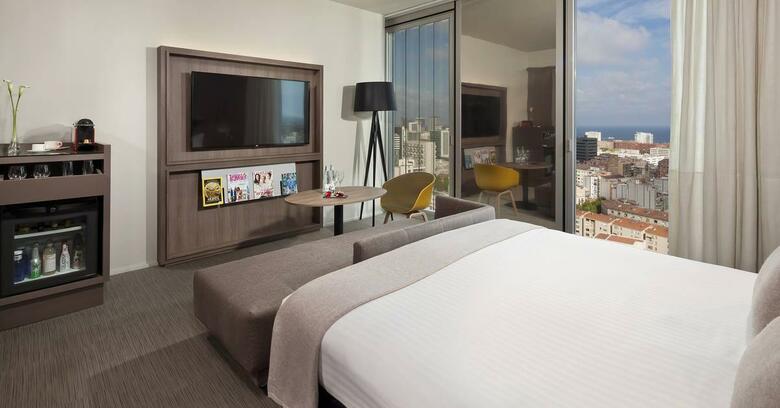 Hotel Meli� Barcelona Sky