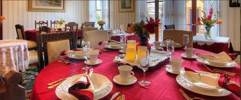 Bed & Breakfast Gingerbread Mansion Inn