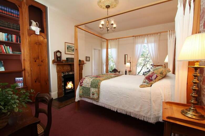 Bed & Breakfast Joshua Grindle Inn