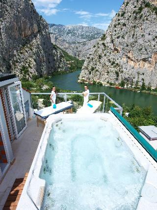 Hotel Villa Dvor