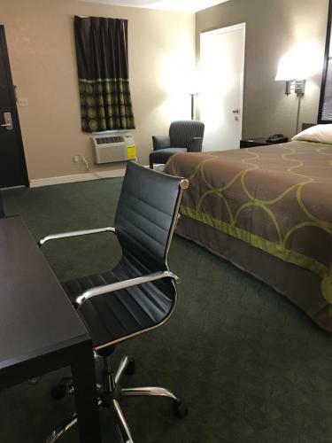 Hotel Super 8 Taylorville Il