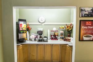 Hotel Econo Lodge University