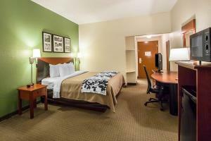 Hotel Sleep Inn & Suites