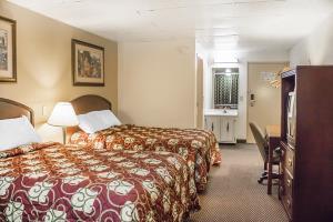 Hotel Rodeway Inn Cedar Point South