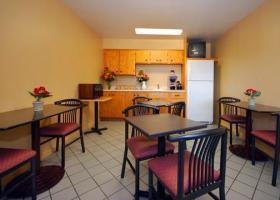 Hotel Rodeway Inn Cedar Point South