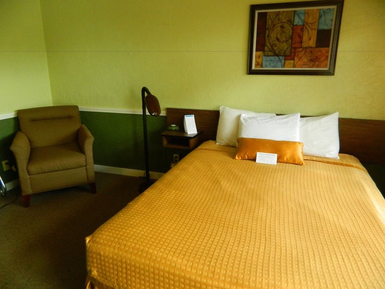 Hotel Country Motor Inn