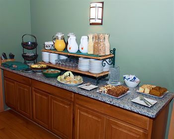 Minnewaska Lodge