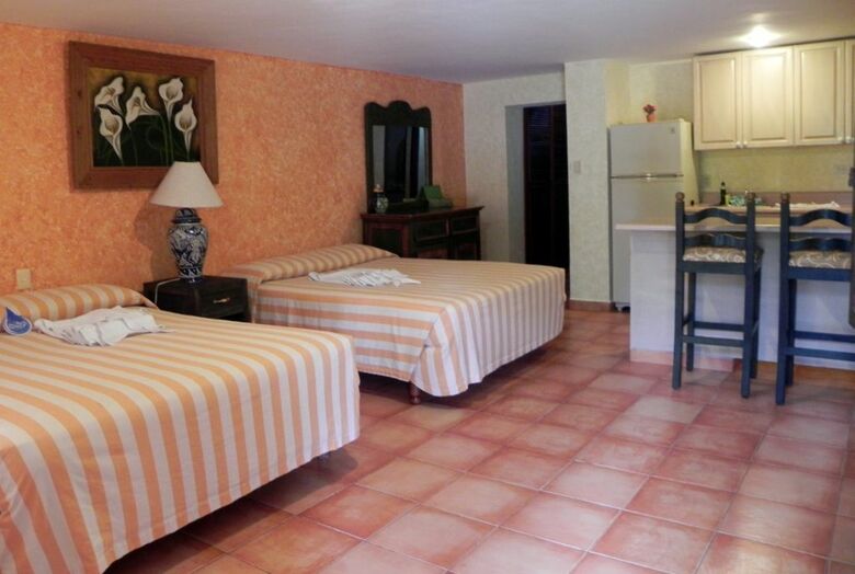 Hacienda San Miguel Hotel & Suites