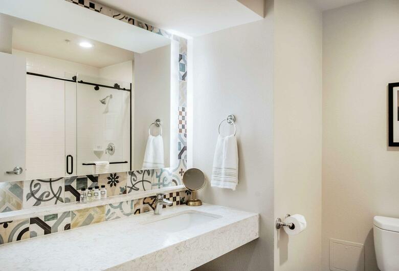 Clarion Grand Boutique Hotel