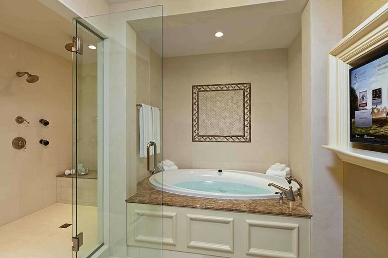 Hotel Salamander Resort And Spa