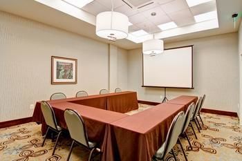 Hotel Homewood Suites By Hilton Woodbridge