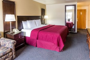 Hotel Cedars Inn
