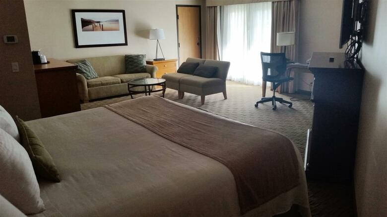 Best Western Plus Silverdale Beach Hotel
