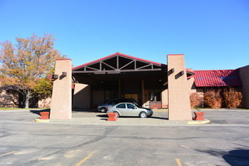 Hotel Douglas Inn & Conference Center