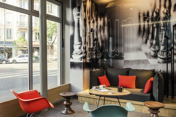 Hotel Ibis Paris Avenue De La Republique
