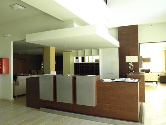 Hotel Portal Del Caroig