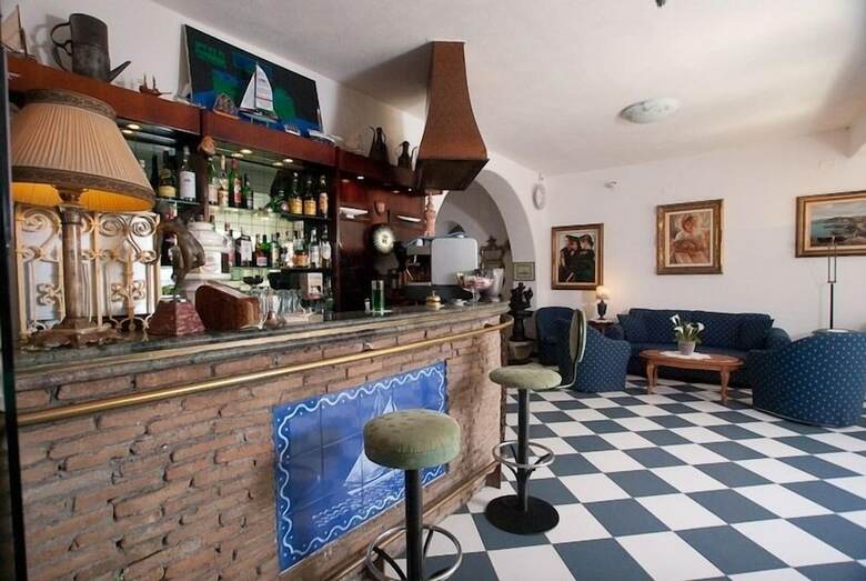 Hotel Corona
