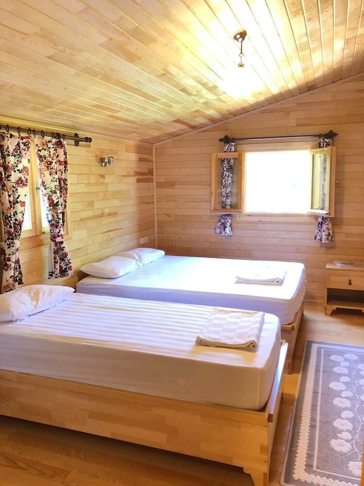 Lemon Garden Lodge