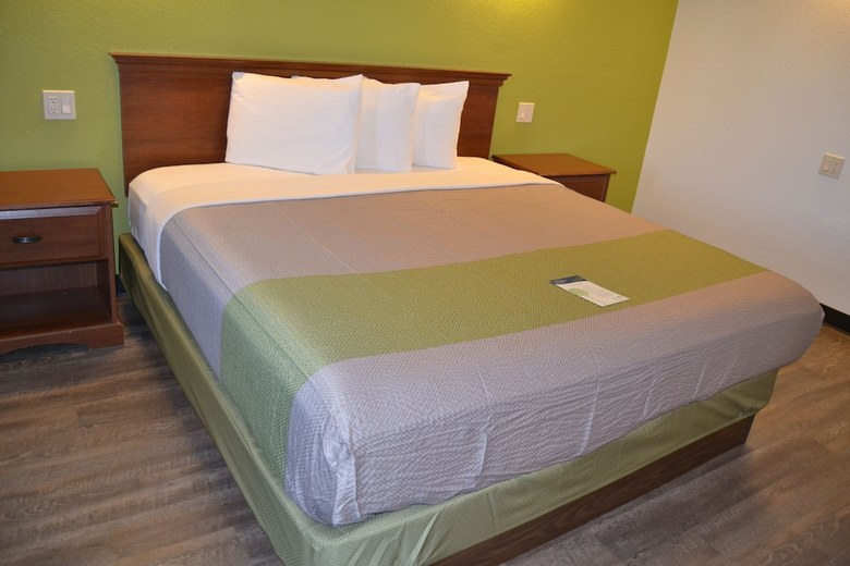 Motel 6 Oakdale