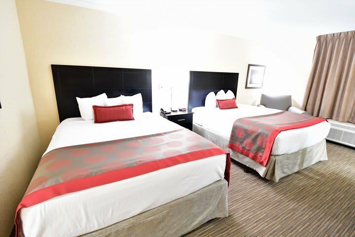 Hotel Ramada Conference Center Jacks