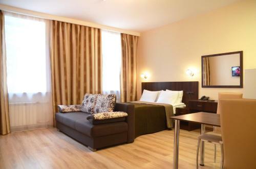 Hotel By The Hermitage