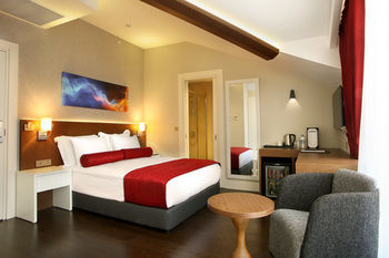 Veyron Hotels