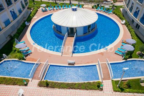 Apartamento Melda Palace