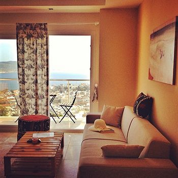 Aparthotel Saylam Suites
