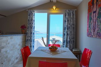 Aparthotel Saylam Suites