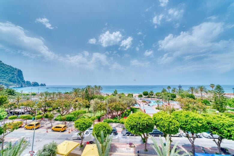 Kahya Hotel