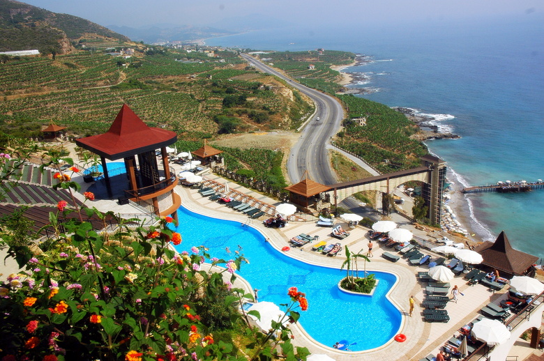 Utopia World Hotel