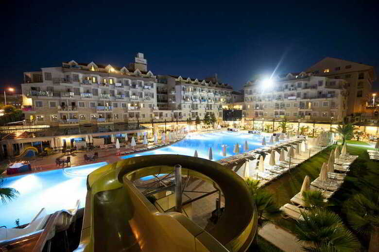 Diamond Beach Hotel