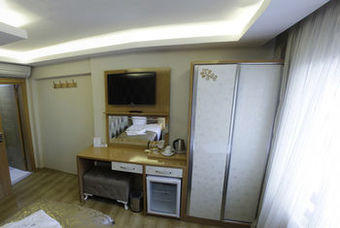 Elite Kasseria Hotel