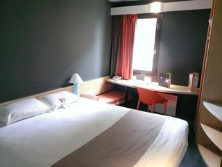 Ibis Melun Hotel
