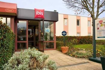 Ibis Melun Hotel