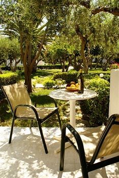 Hotel Villea Village