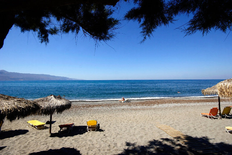 Theros Hotel
