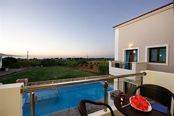 Theros Hotel