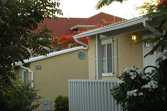 Villa Kokomo Botanical Resort