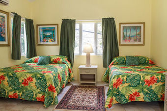 Hotel Sebastian's On The Beach
