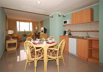 Clarion Hotel & Suites Curacao