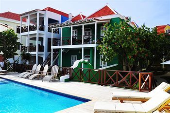 Hotel Scuba Lodge