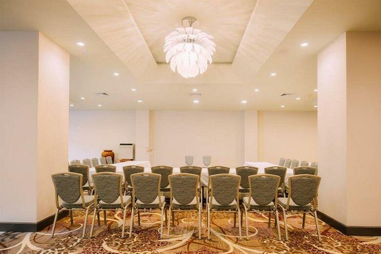 Kinam Hotel