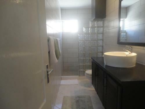 Landslake Apartments