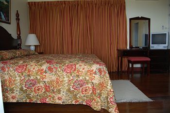 Hostal Inn At Shaw Park Gardens & Waterfalls