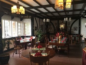 Hostal Planters Country Hotel
