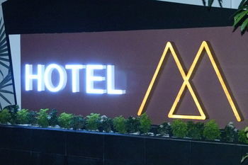 Hotel M